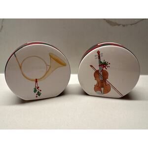 Arita TARTAN PLAID Salt Pepper Shaker Set